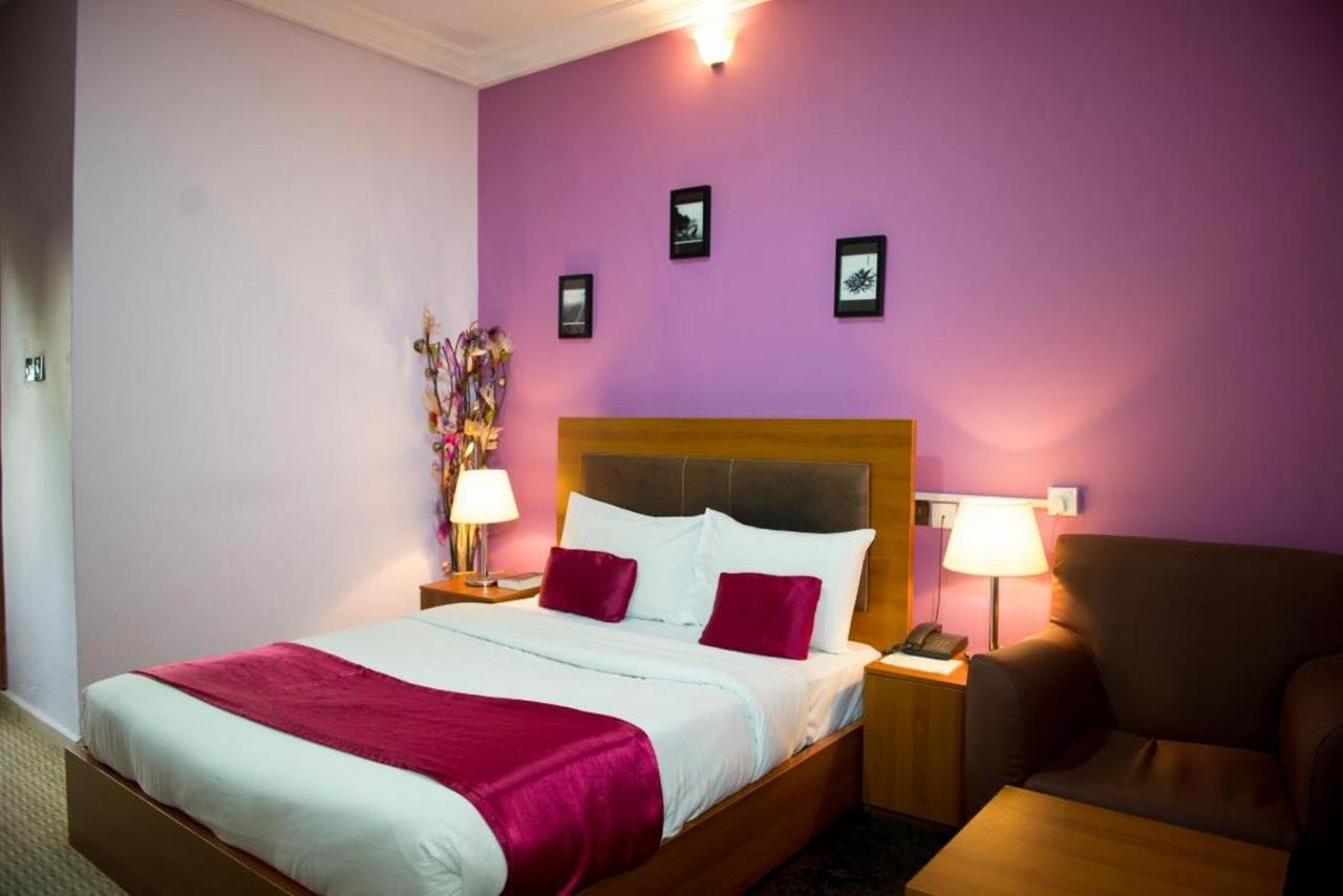 Room In Lodge - Grand Ibro Hotel Abuja Jabi Εξωτερικό φωτογραφία